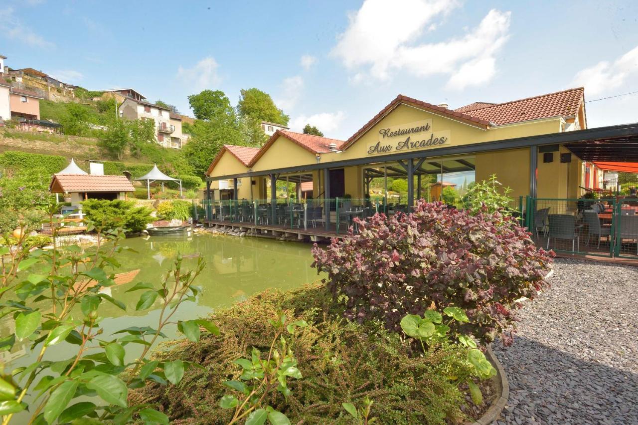 Hotel Aster Restaurant Aux Arcades Briey Exterior photo